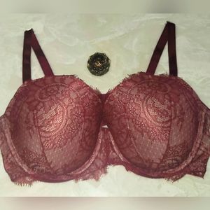 🔥Victoria’s Secret Pink Metallic Lace Dream Angels Lined Demi Bra❤️38 D